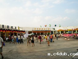 啤酒大棚：青岛国际啤酒节（汇泉广场）